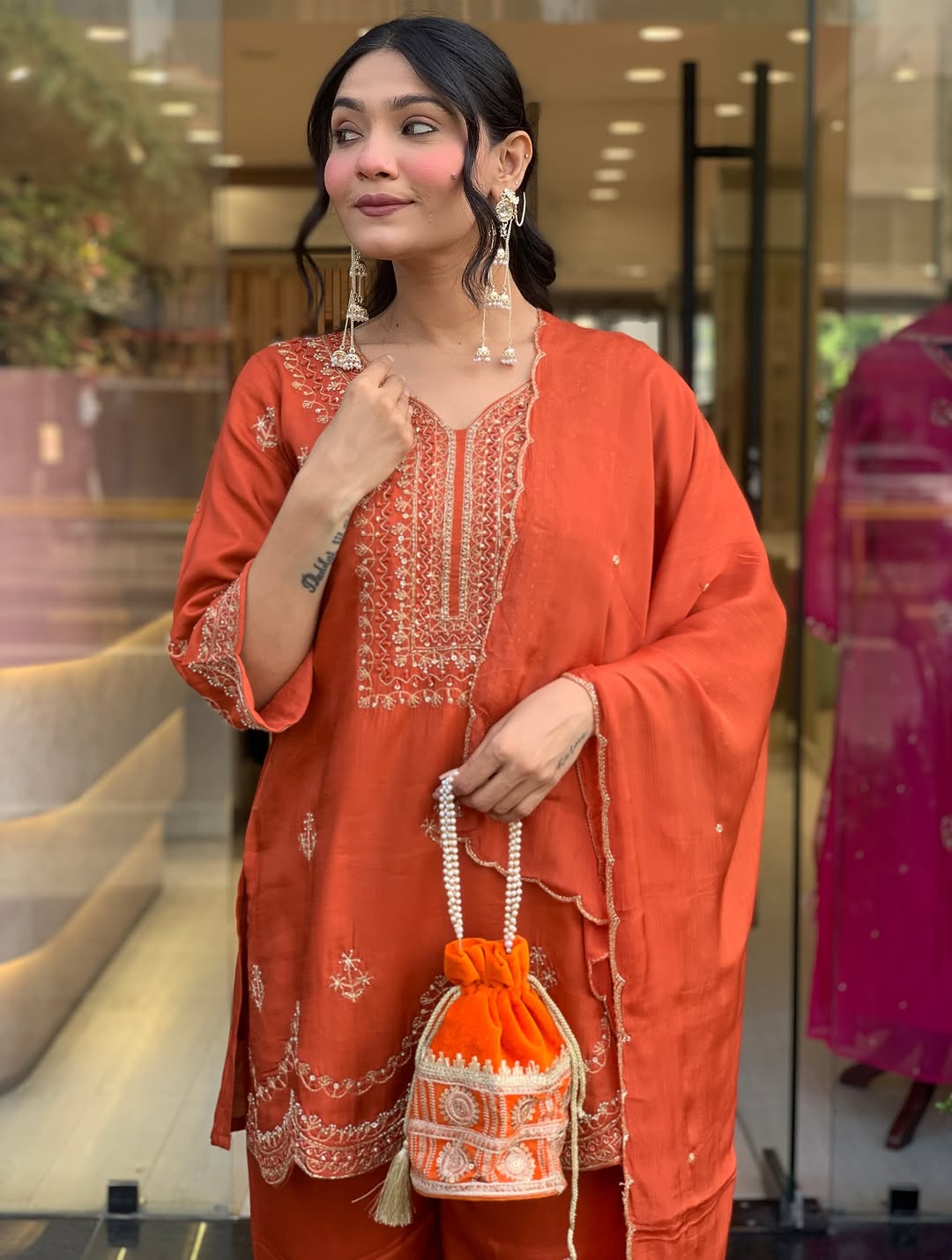 Premium Roman Silk Embroidered Kurti & Pant Set (With Chanderi Dupatta)